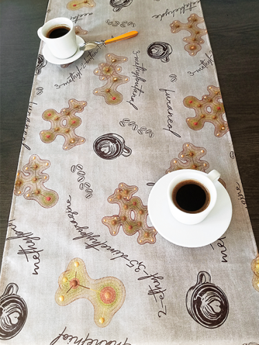 Table Runner Coffee